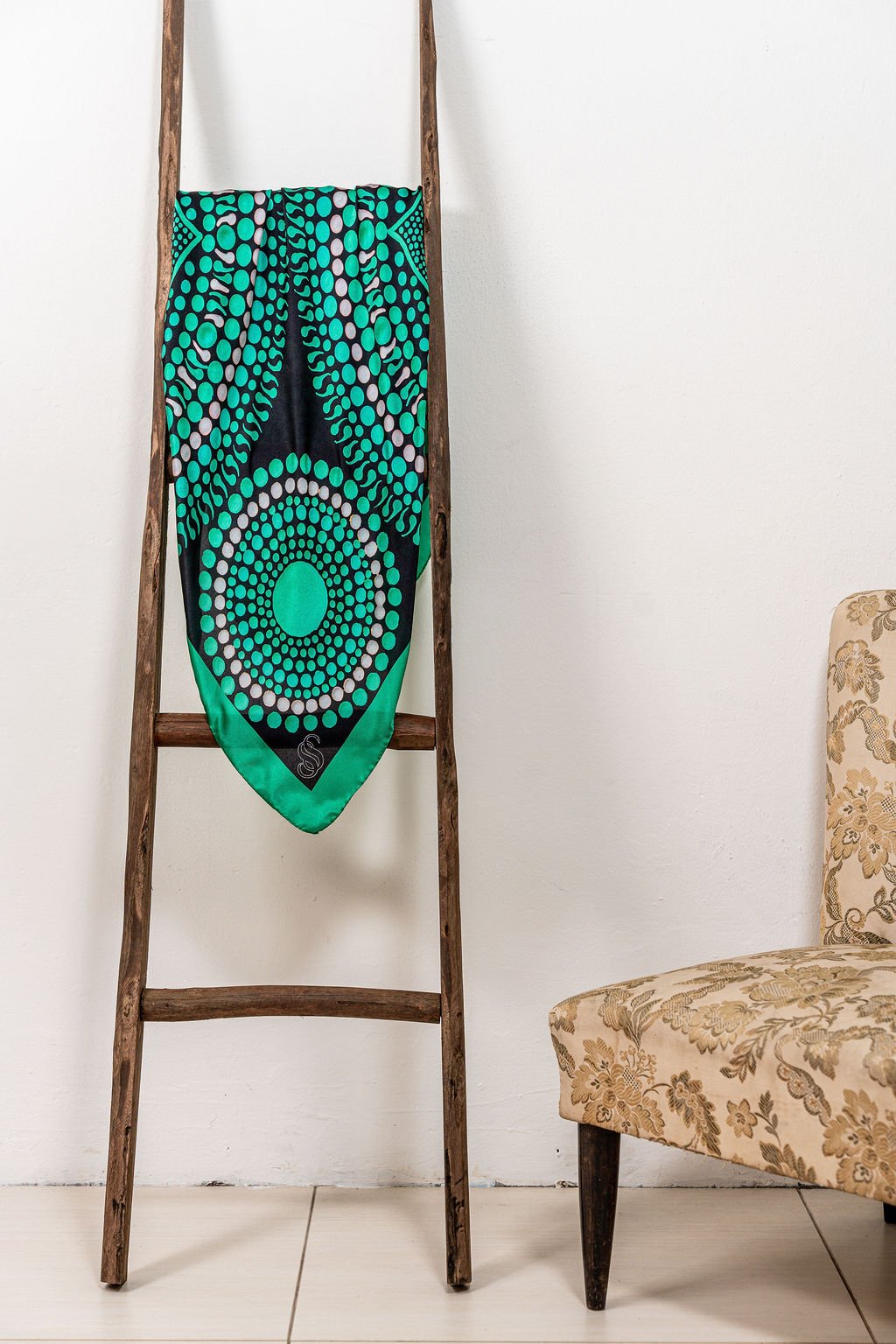 Chi sono foulard di seta a Como