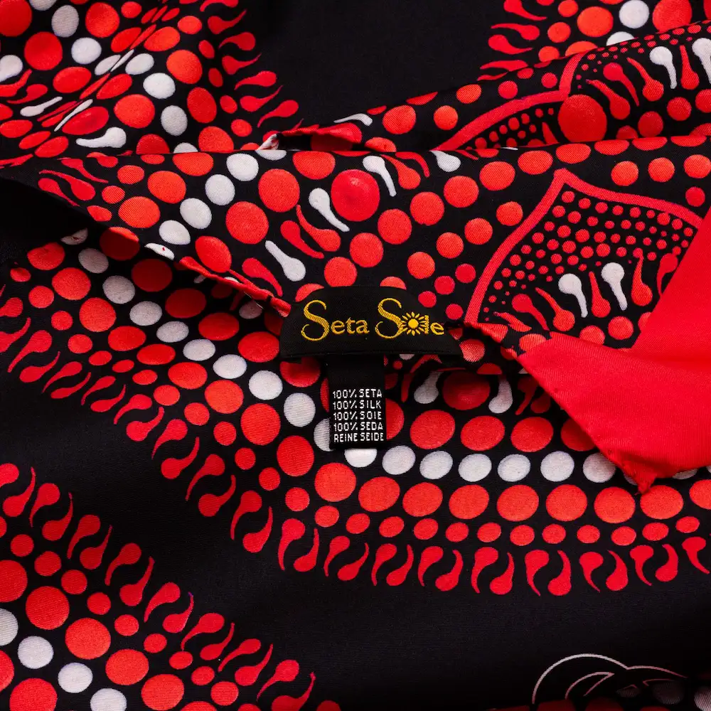 Galleria Seta Sole foulard di seta a Como 