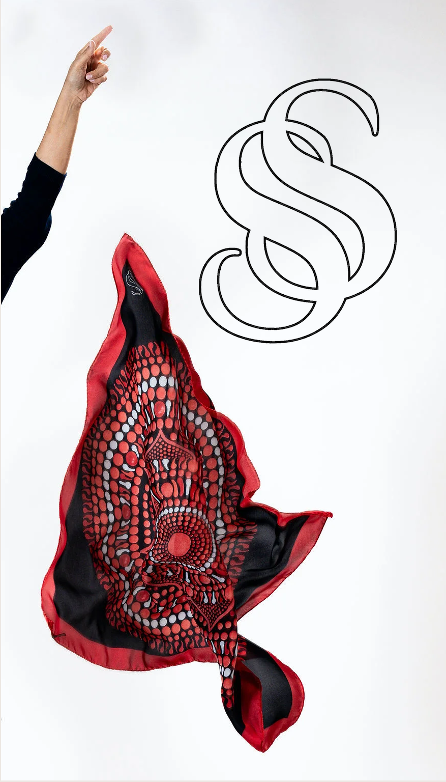 Seta-Sole-Foulard-di-seta-a-Como-rosso