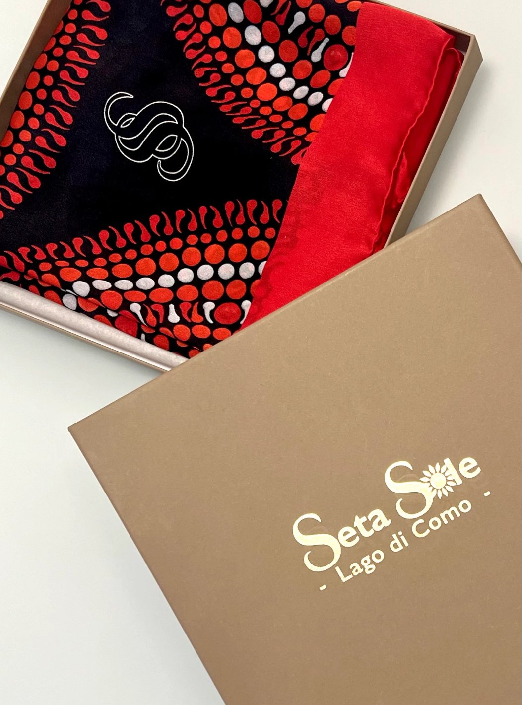 Seta Sole Foulard di seta a Como